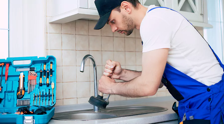 How to Unclog a Kitchen Sink